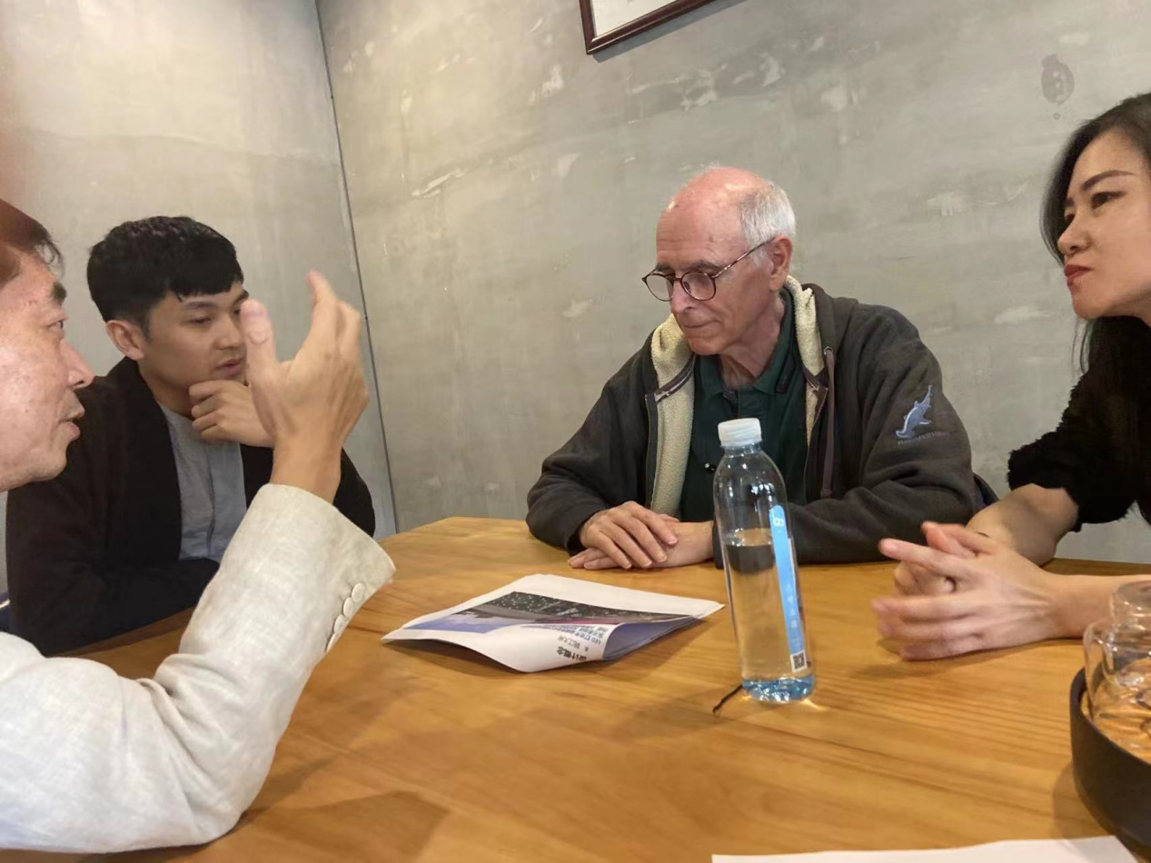 International Expert Visit | Oscar VFX Master John Hughes Inspects and Exchanges Ideas at Yifeng Sculpture